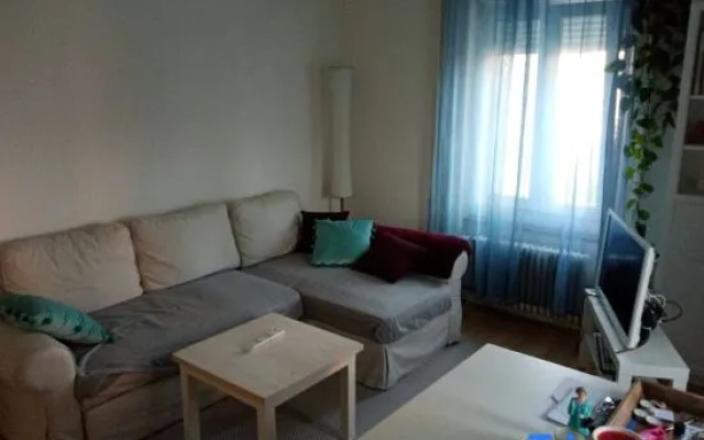 Charming Guest Room in Heart of Baden, Switzerland – Guest Rooms – Turgi