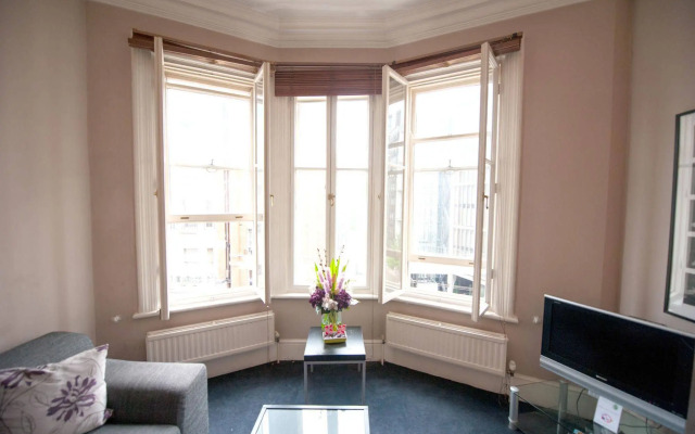 159 Knightsbridge
