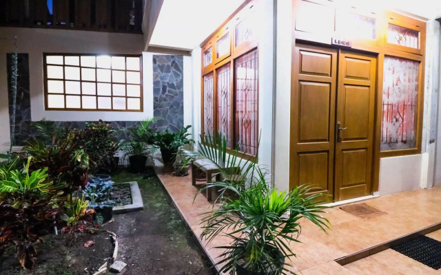 NIDA Rooms Merpati Smabi Sari Temple