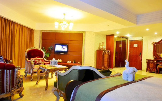 Xinglong Old Banyan Hotel - Wanning