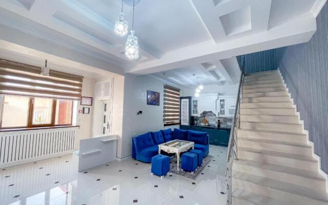 Soy Oasis Apartments