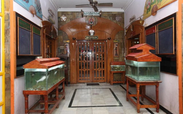 Trishul Hotel