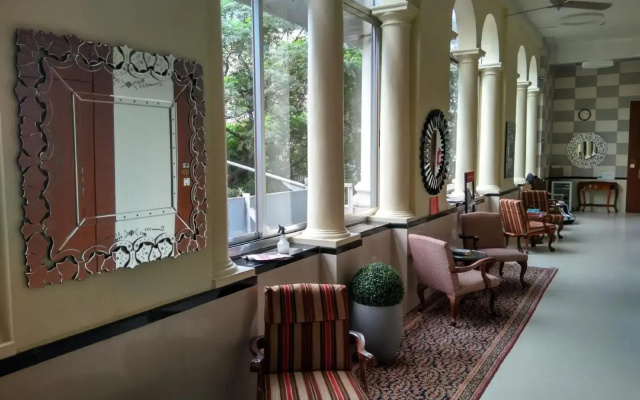Elphinstone Hotel – Lobby – Mumbai
