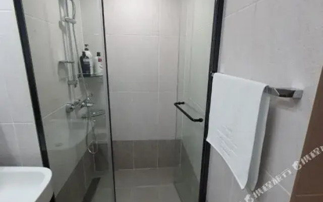 The November Stay In Landmark