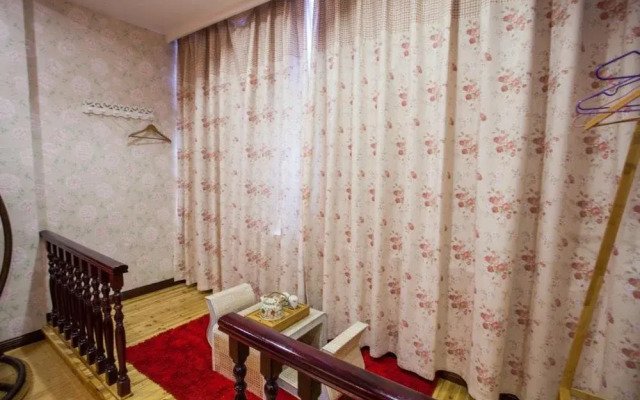 Wuzhen Times Town Theme Inn
