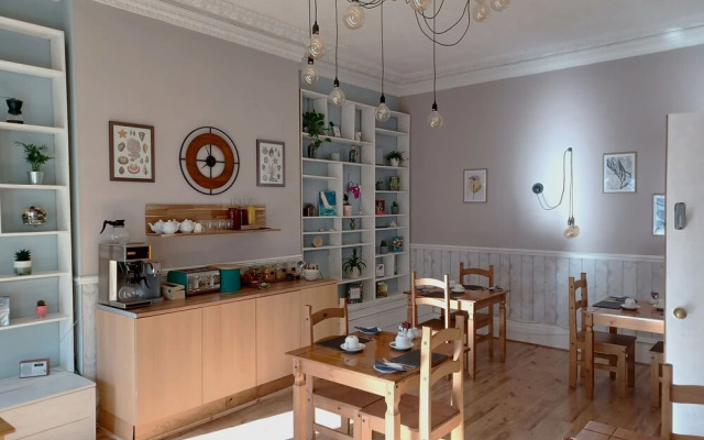 The Chesterfield Guest House
