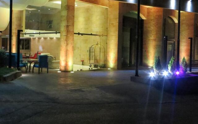 Jounieh Suites Hotel