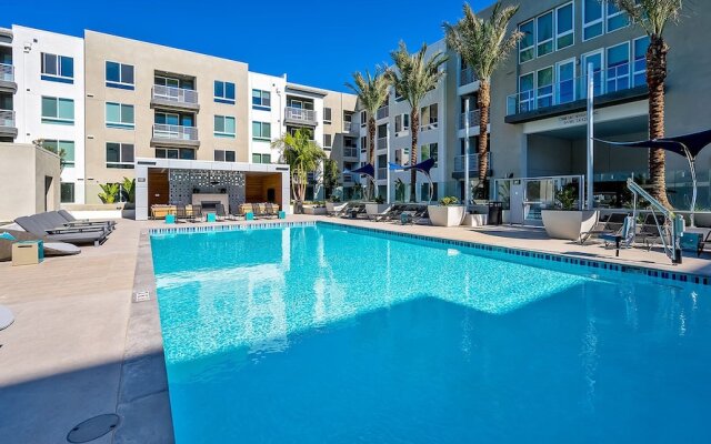 Global Luxury Suites Irvine