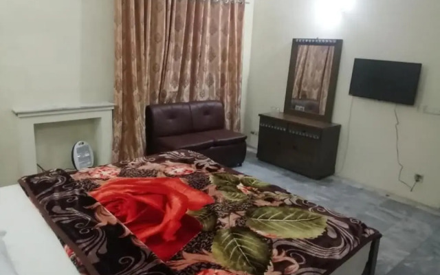 Star Hotel Lahore