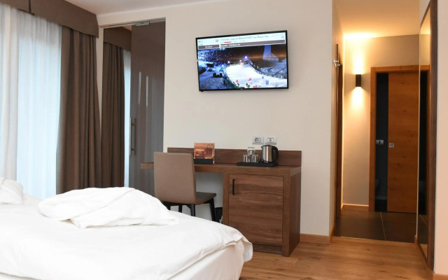 Dolomeet Boutique Hotel