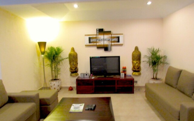 Aisha Family Villa