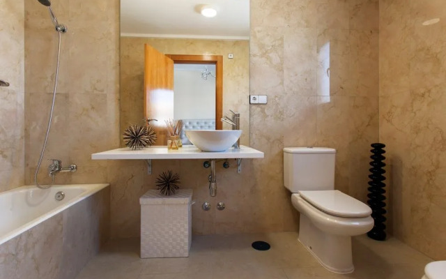 Otaka Luxury Apartments