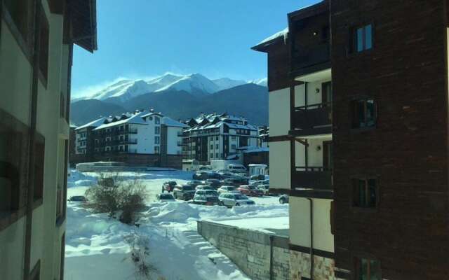 Kandahar Nadezhda Apartments