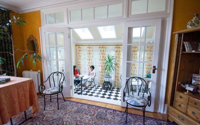 Villa Marco Polo Bed and Breakfast Inn