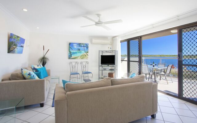 Noosa Shores Resort