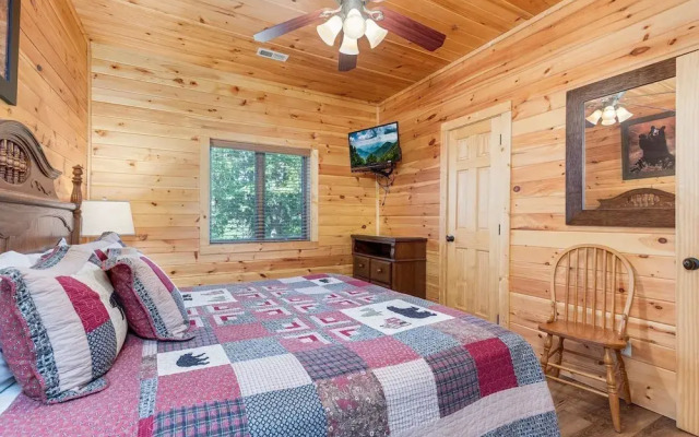 Smoky Mountain High 8 Bedroom Chalet by RedAwning