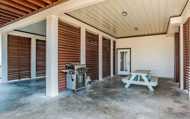 Southern Secret West & East