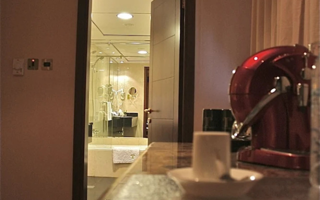 Trianon Royal Hotel