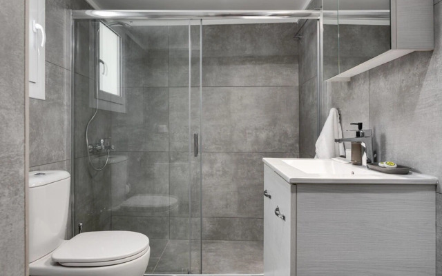 Athenian Calm Residence