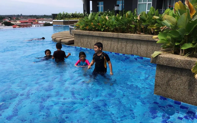 Hanifa Homestay D'Perdana