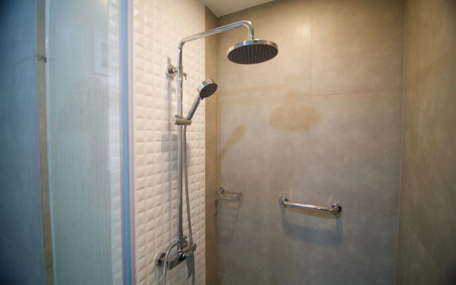 Verse Luxe Hotel Wahid Hasyim