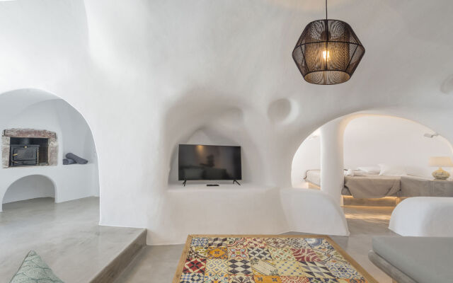 Aqua Serenity Luxury Suites - Adults Only
