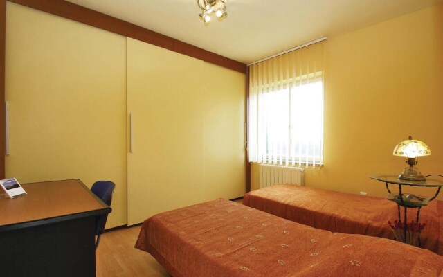 Beautiful Home in Labin With Wifi and 6 Bedrooms
