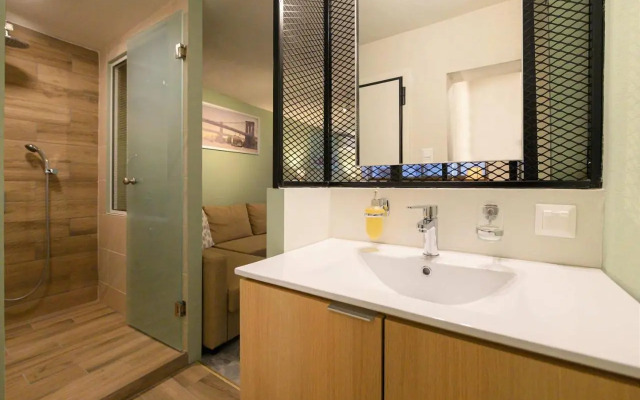 Pol's studio, Kalamata Mediterranean Apartments