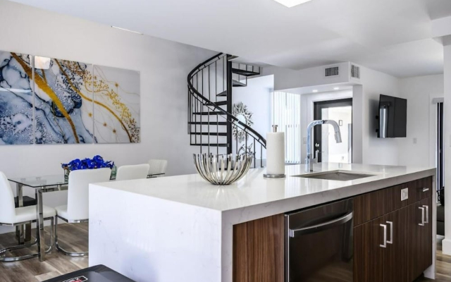 Coconut Grove 3133 in Miami