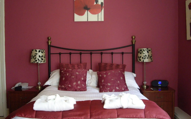 The Knoll Country House