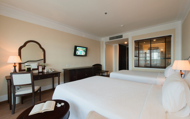 Sunrise Nha Trang Beach Hotel & Spa