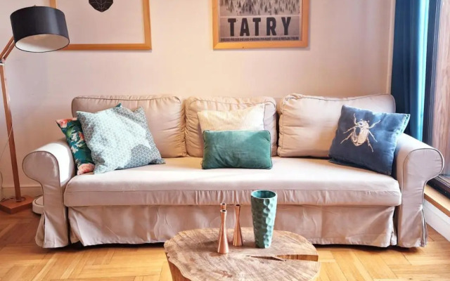 Apartament Wokół Stołu
