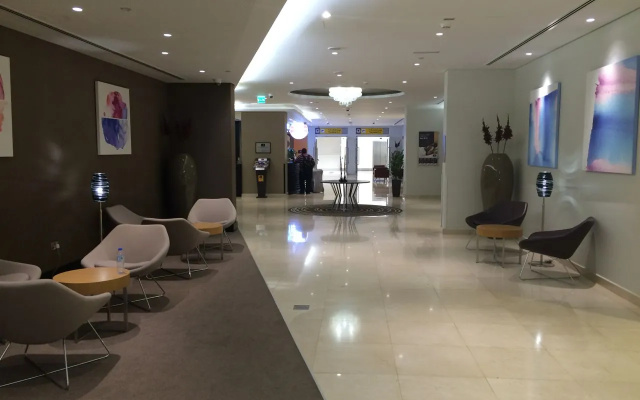 Premier Inn Abu Dhabi Airport (Business Park)