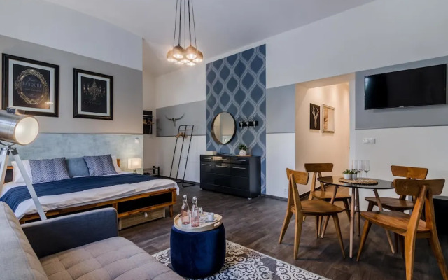 Prague Kampa APTs by Michal&Friends