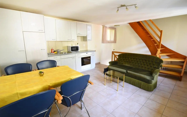 The River Holiday Apartment