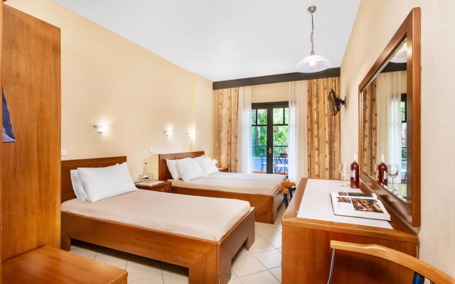 Atrium Hotel
