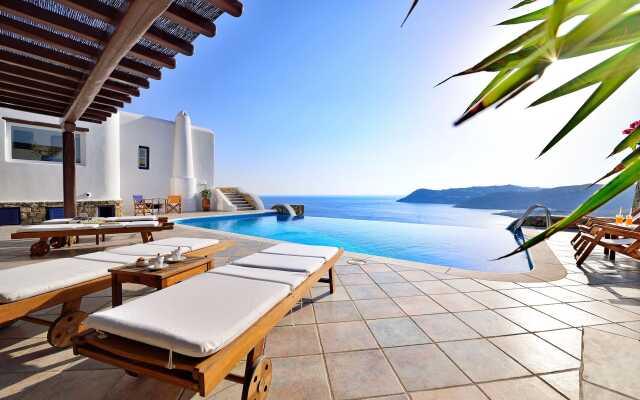 Mykonian Dianthus Villa