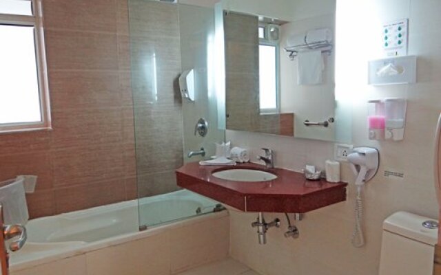 The Resort Country Club, Manesar