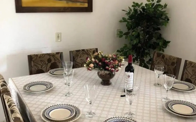 Bombinhas Bombas - Casa 10 Pax - Cod 268