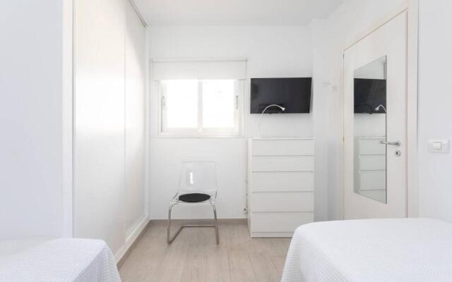 The White Heart House – Attic Sea View