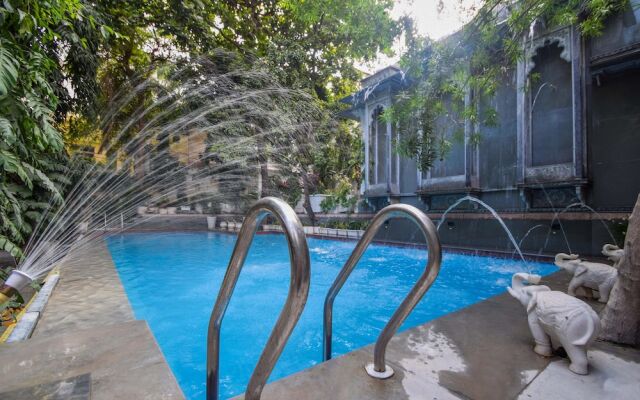 OYO 23380 Raj Palace