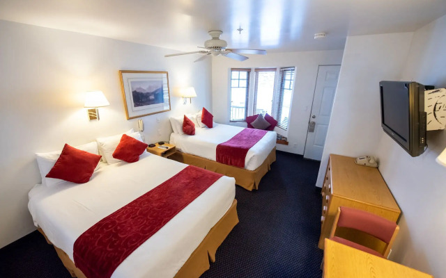 St. Moritz Lodge & Condominiums