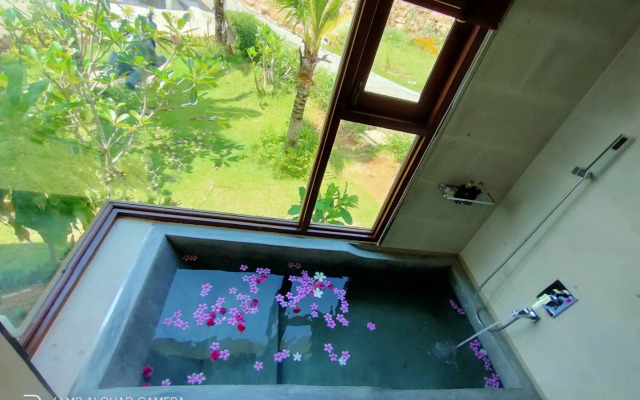 Phi Phi Mountain Beach Resort