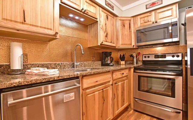 Smiling Jacks Escapes 2br Condo