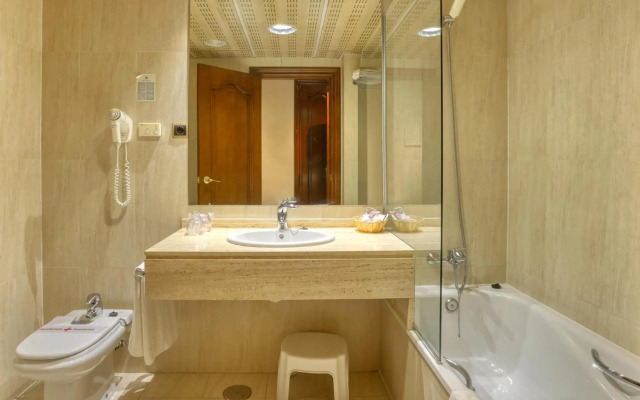 Hotel Villa De Almazan