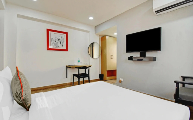 The Royal Retreat by OYO Rooms