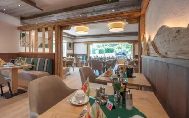Hotel Sonnenspitz ***