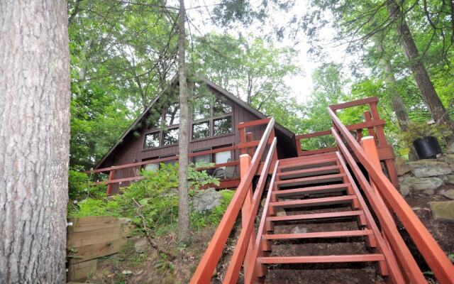 Rosies Creekside Retreat - 3 BR Escape!