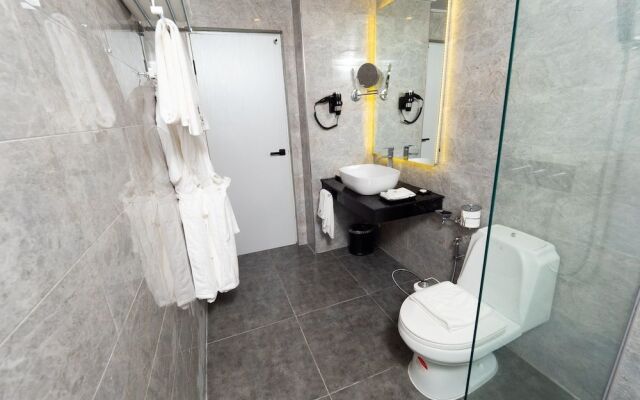 Sunday Hevea Hotel and Resort