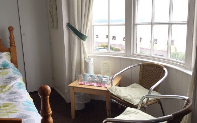Whitecliff Guesthouse